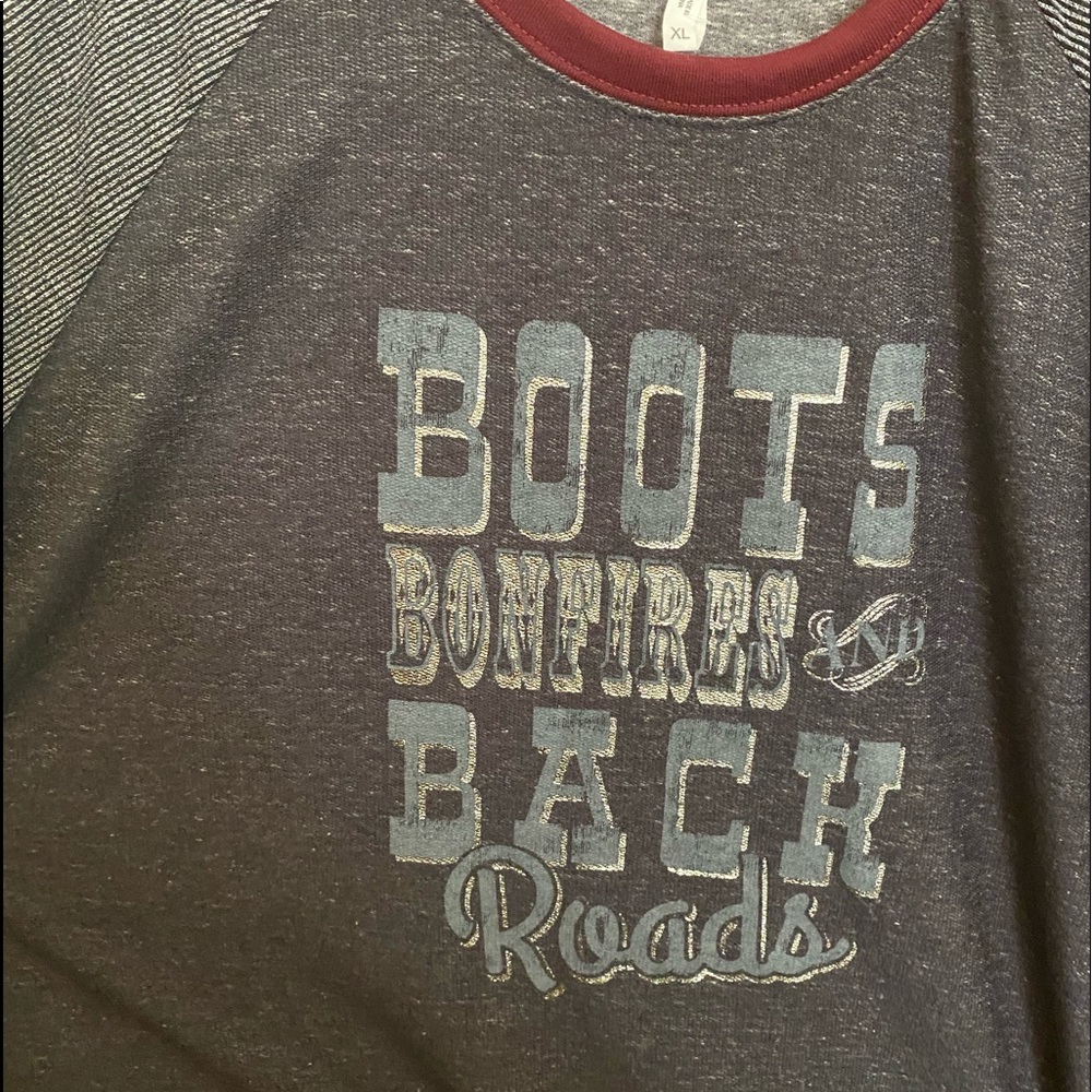 Maurices lightweight long sleeve t NWT
